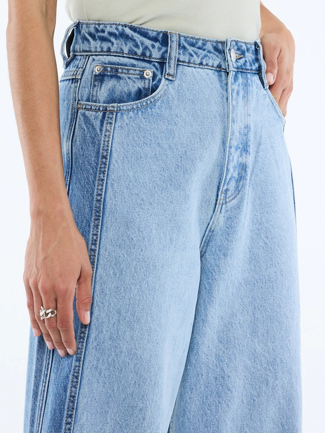 Lia Spliced Jean - Indigo Splice - Image 4