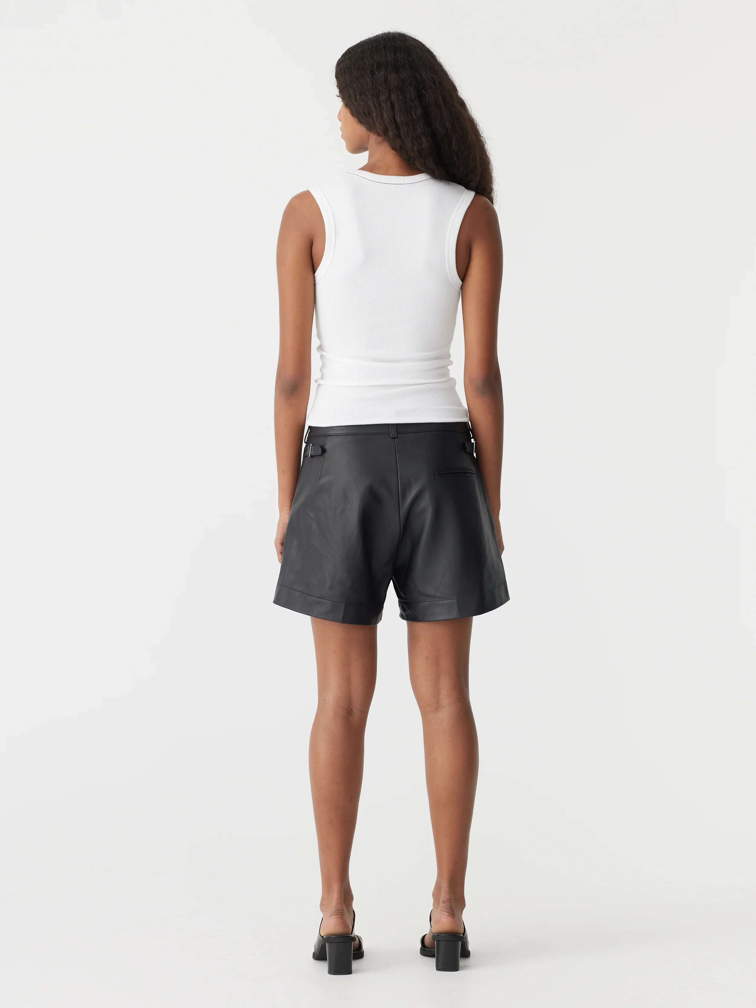 Low Scooped Rib Tank - White - Image 4